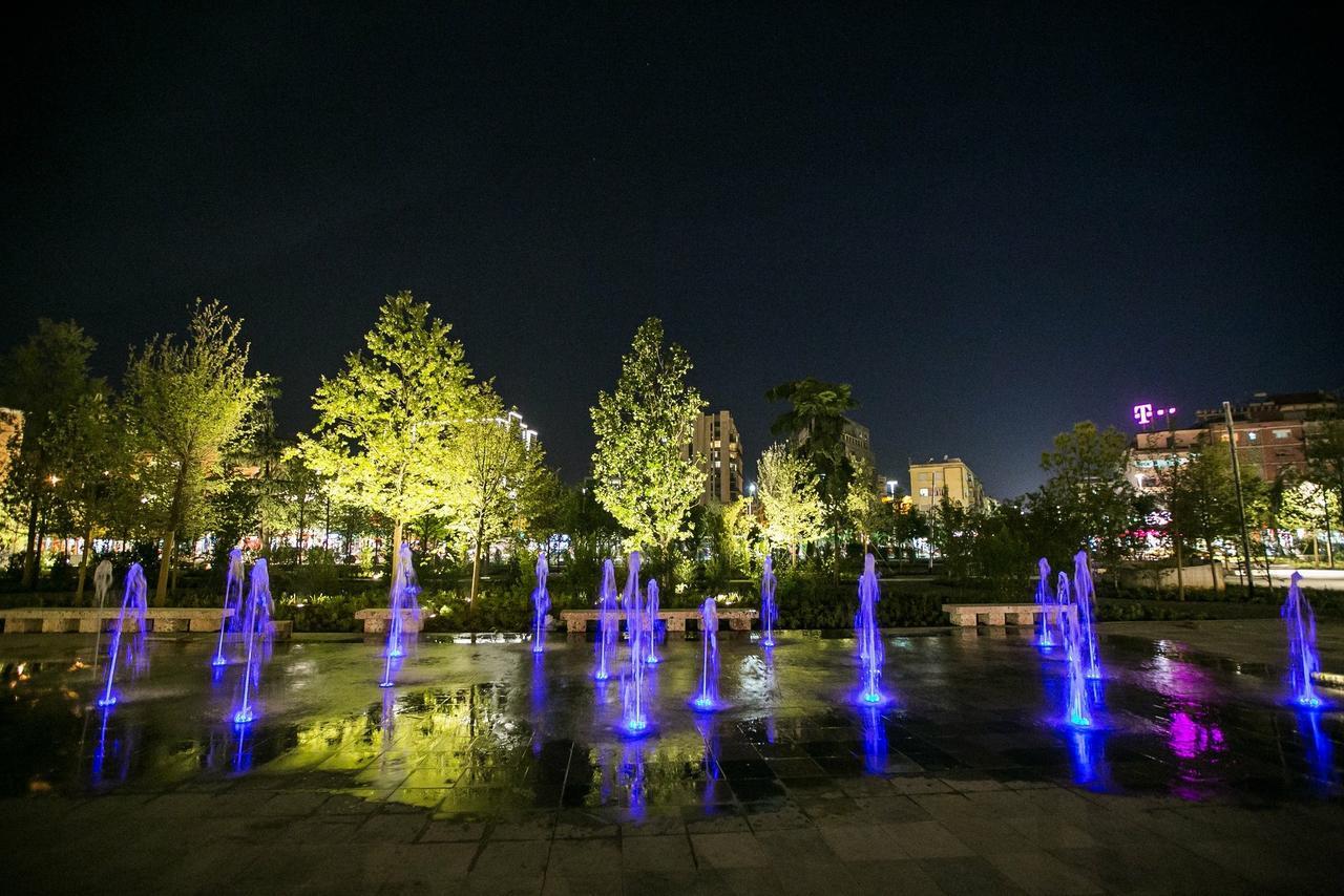 Skanderbeg Square Center